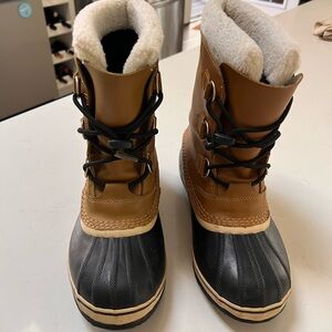 Sorel Black and Cream Winter Boots